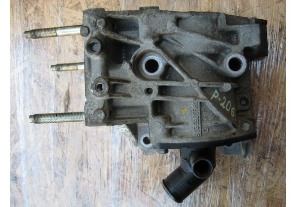 Корпус водяного насоса Peugeot, Citroen 1.4, 1.6 8V, 9635986680